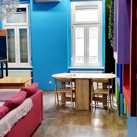 Westend Flat Apartman